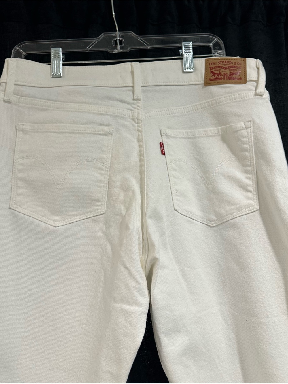 Levi's Cream High-Rise Straight Jeans